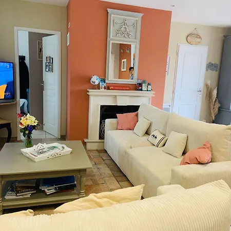 Maison 10/12 Pers A 5 Min Du Phare Des Baleines Holiday home *