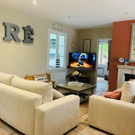 Maison 10/12 Pers A 5 Min Du Phare Des Baleines Holiday home *
