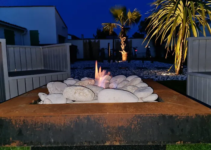 Maison 10/12 Pers A 5 Min Du Phare Des Baleines *