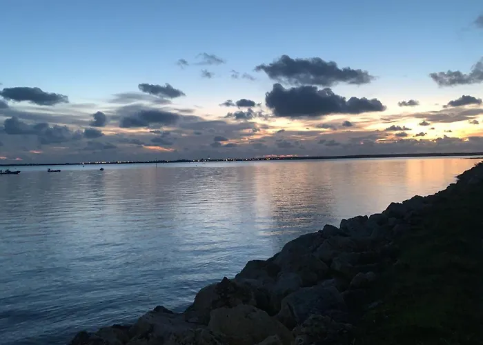 Holiday home Maison 10/12 Pers A 5 Min Du Phare Des Baleines